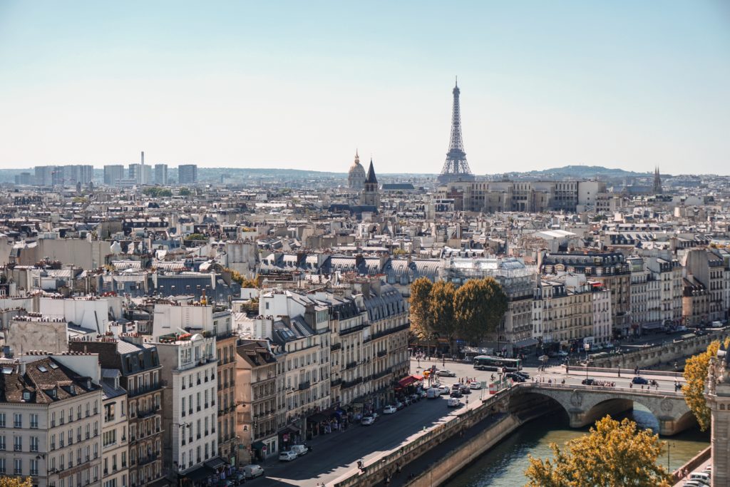 Le Marché Immobilier en France : Analyse des Villes les Plus Impactées par la Chute des Prix